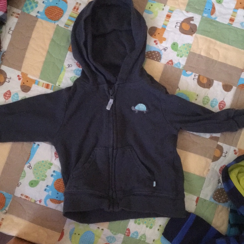 Sweaters - Picture 4 of 5